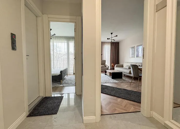 Stylish & Cozy 1br In The Center