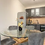 Apartment Stylish & Cozy 1br In The Center *