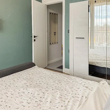 Elegant 1br With Balcony In By Flat Manаger Διαμέρισμα Φιλιππούπολη